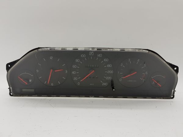 Speedometer/Instrument Cluster  Volvo 740 940 3515861
