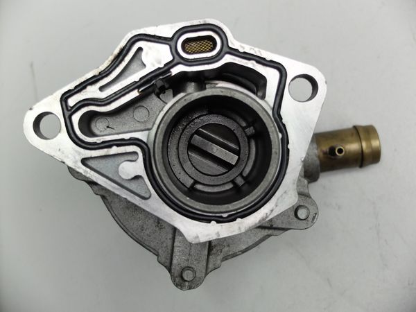 Vacuum Pump  1,9 D 8200031420 Renault Megane