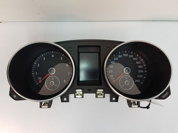 Speedometer/Instrument Cluster  VW Golf MK6 5K0920871