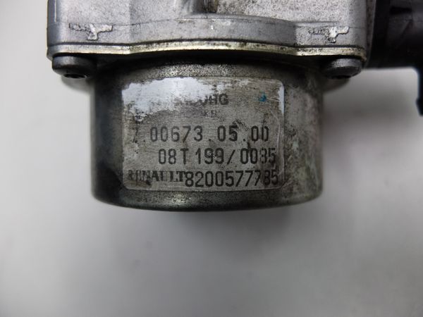 Vacuum Pump  1,5 DCI 8200577785 Renault Scenic II