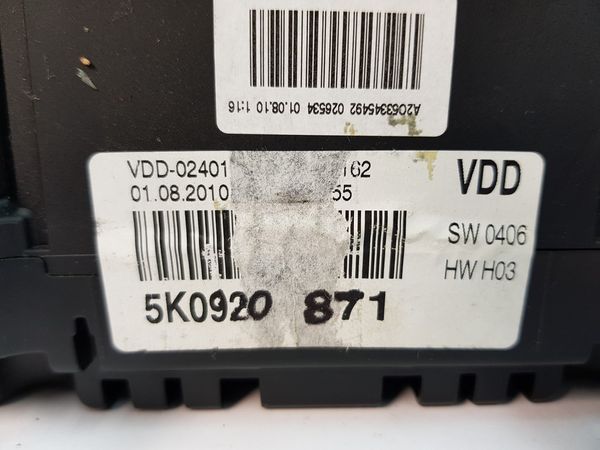 Speedometer/Instrument Cluster  VW Golf MK6 5K0920871