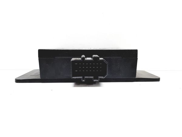 Controller  1J0959799Q 5DK007 951-50 VW Seat Skoda Hella