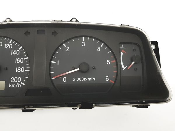 Speedometer/Instrument Cluster Mitsubishi Pajero MR417300 30010