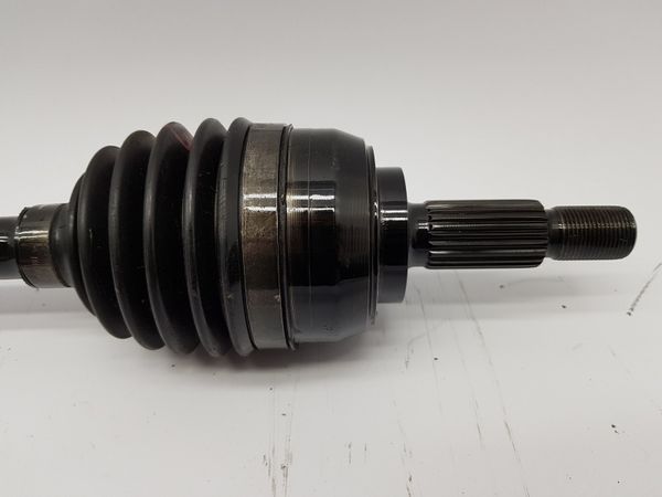 Drive Shaft Right 391006802R Clio 3 Renault 1.5 DCI