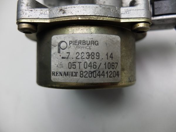 Vacuum Pump  1,5 DCI 8200441204 Renault Megane II