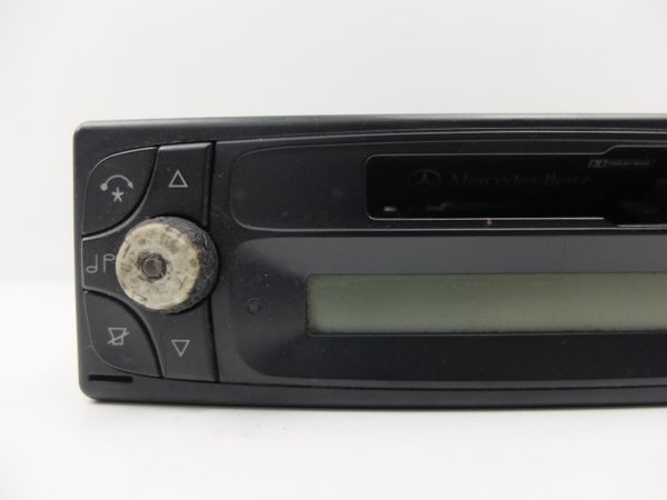 Radio Cassette Player  Mercedes A0048200786 BE4513