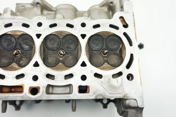 Cylinder Head  1KR-FE 1,0 12v C1 107 Aygo Yaris 1090 Citroen Peugeot Toyota