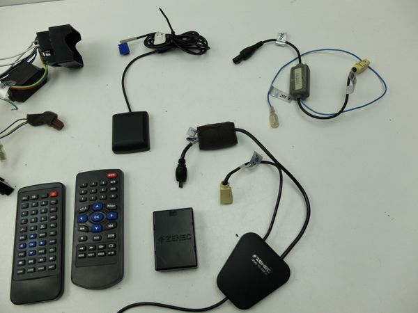 Cd Radio Player  Navi DVD BT Zenec ZE-NC2010 Windows VW