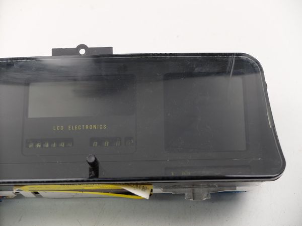 Speedometer/Instrument Cluster  Opel Kadett GSI 93154846 93154845PP LCD DIGITAL