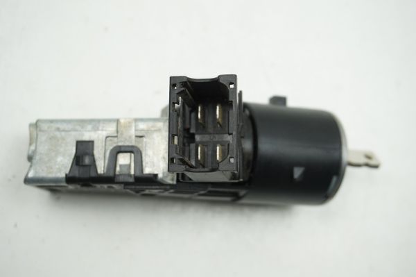 Ignition Switch  487009602R Dacia Lodgy 905025129R 806010423R