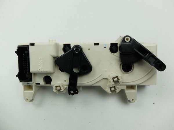 Heater Control Unit AC Megane 655739W 7701041846 Renault Valeo 10186