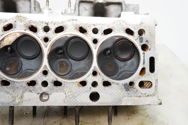 Cylinder Head  9611196210 1,6 8v Peugeot Citroen 306