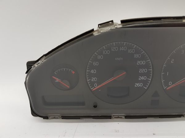 Speedometer/Instrument Cluster  Volvo S60 V70 8637993 69294-620T