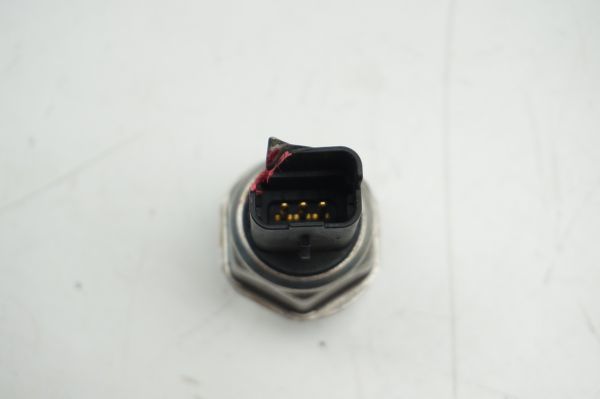 Fuel Pressure Sensor 9670076780 55PP34-01 1.6 HDI Citroen Peugeot