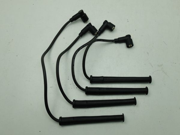 Ignition Cables  1,2 Twingo 8200805133 H8200537974 Renault