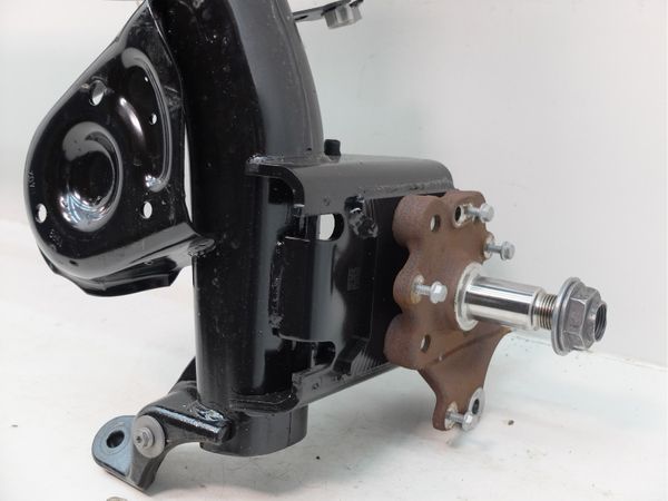 Suspension Beam Rear Renault Scenic 4 432152466R 432155839R 0km