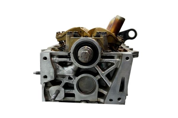 Cylinder Head  7711497415 8200797330 D4F 1,2 16v Dacia Logan Sandero Renault  Clio 3 Modus 1041